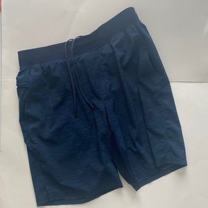 Large License to train Short